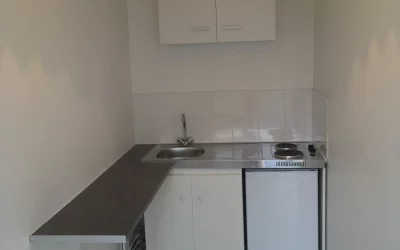 Rénovation cuisine à Angers : peinture et relooking par un artisan peintre