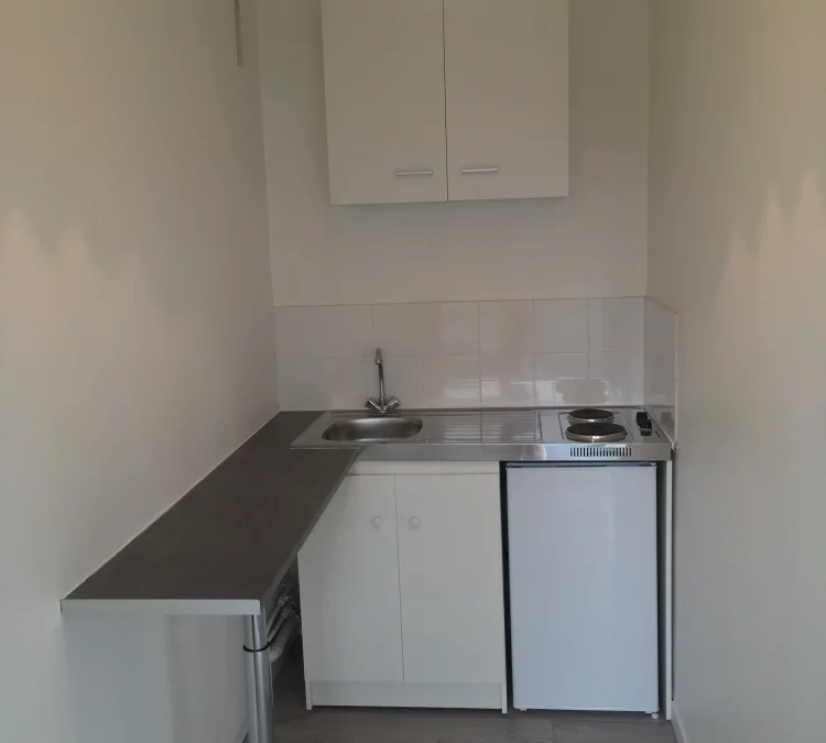 Rénovation cuisine à Angers : peinture et relooking par un artisan peintre