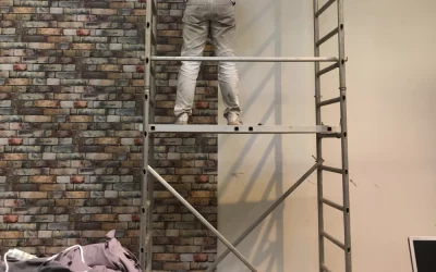 Pose de papier peint à Angers : conseils et réalisation par un artisan peintre